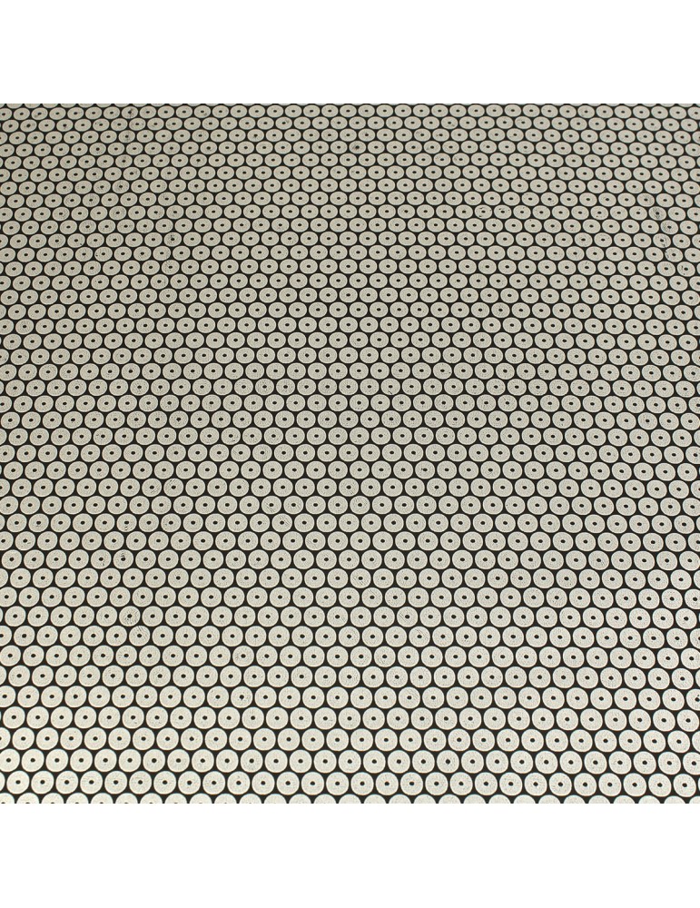 Coupon skaï disque argent 50 x 70 cm argenté Coupon skaï disque argent 50 x 70 cm argenté