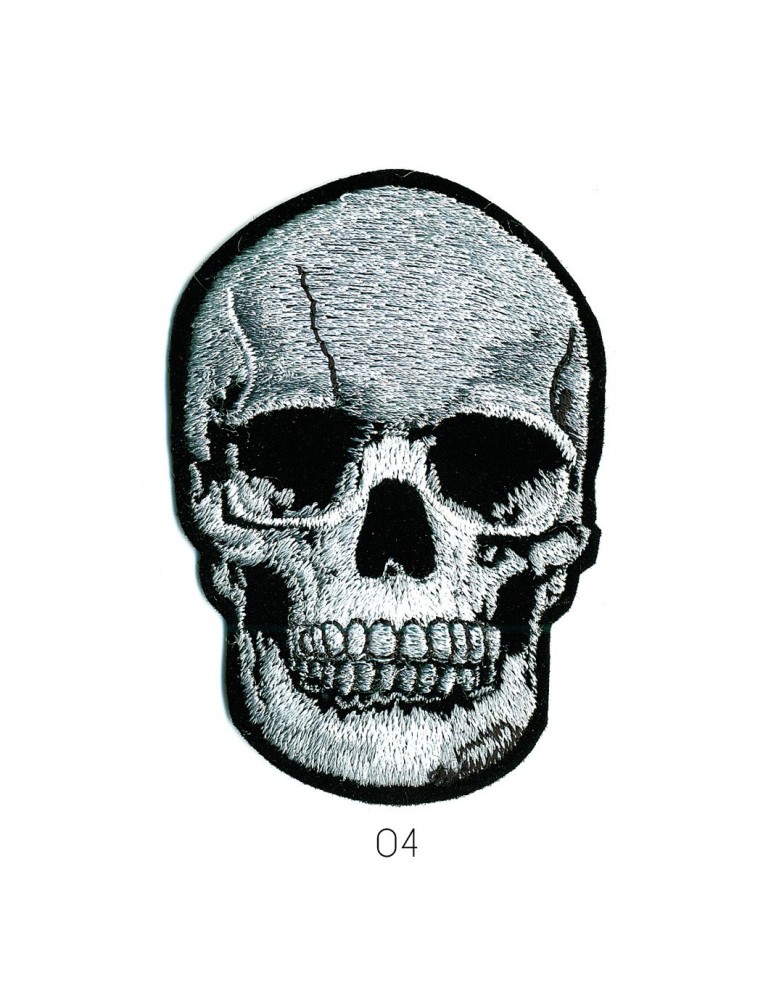 Écusson M brodé argenté Écusson M brodé argenté