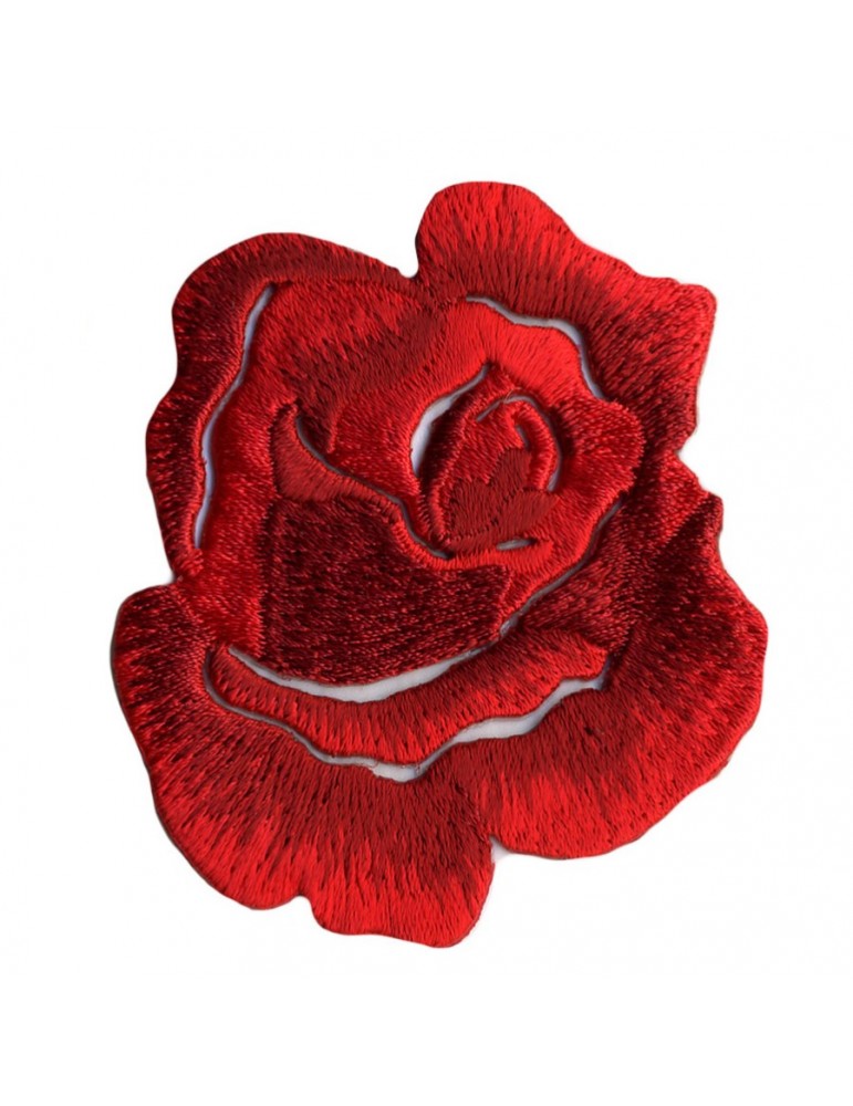 Écusson M rose rouge Écusson M rose rouge