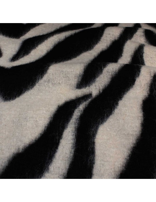 Tissu lainage imprimé chevron noir