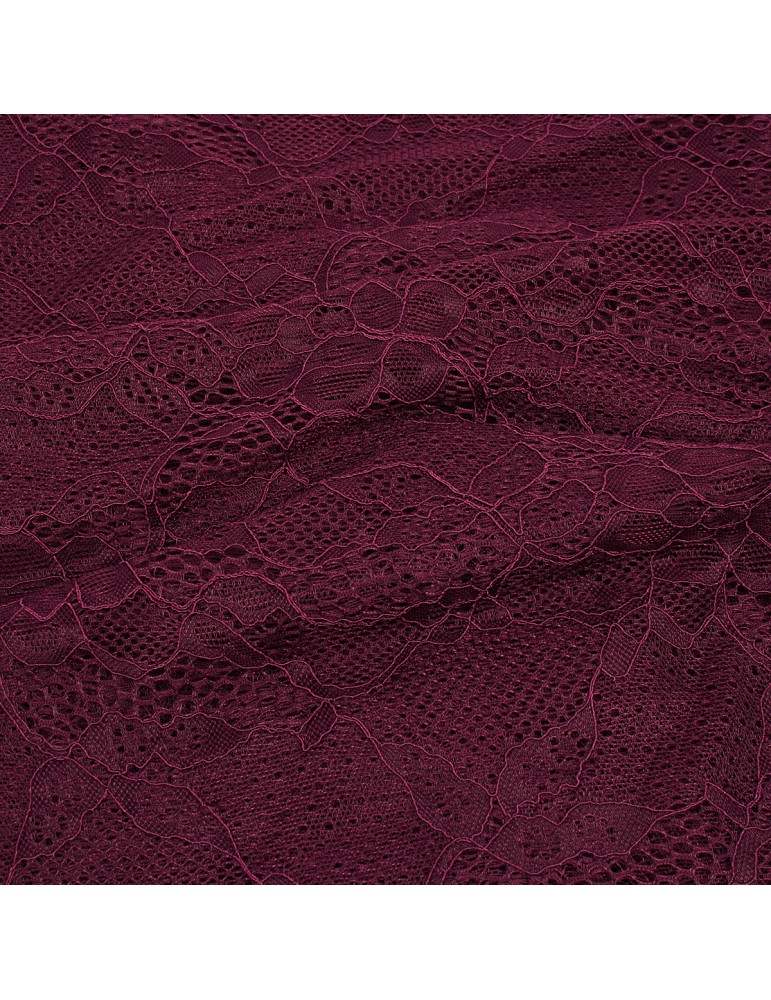 Coupon dentelle floral violet 300 x 150 cm Coupon dentelle floral violet 300 x 150 cm