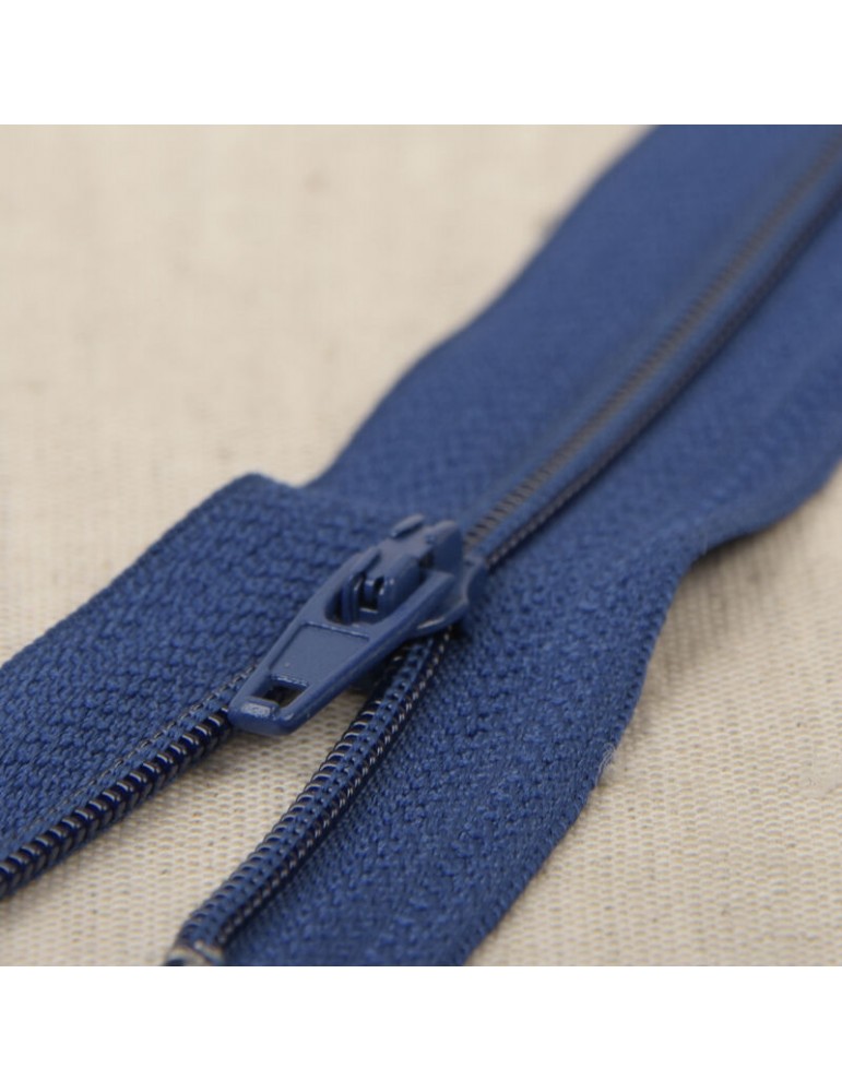 Fermeture fine polyester 35 cm bleu Fermeture fine polyester 35 cm bleu