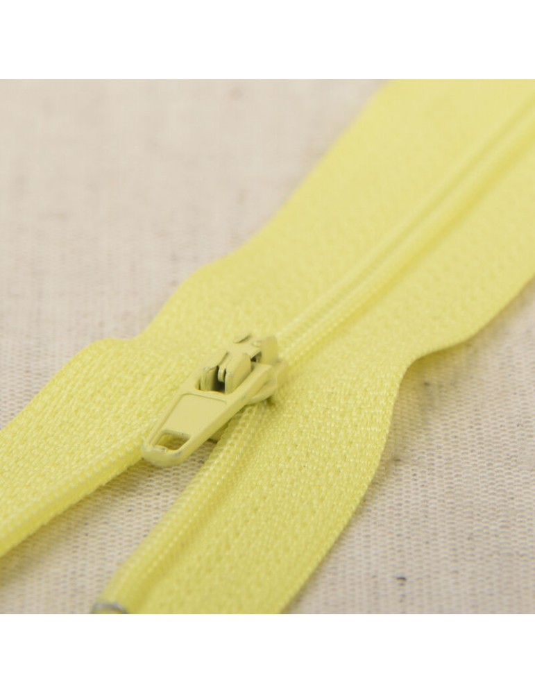 Fermeture fine polyester 35 cm jaune Fermeture fine polyester 35 cm jaune