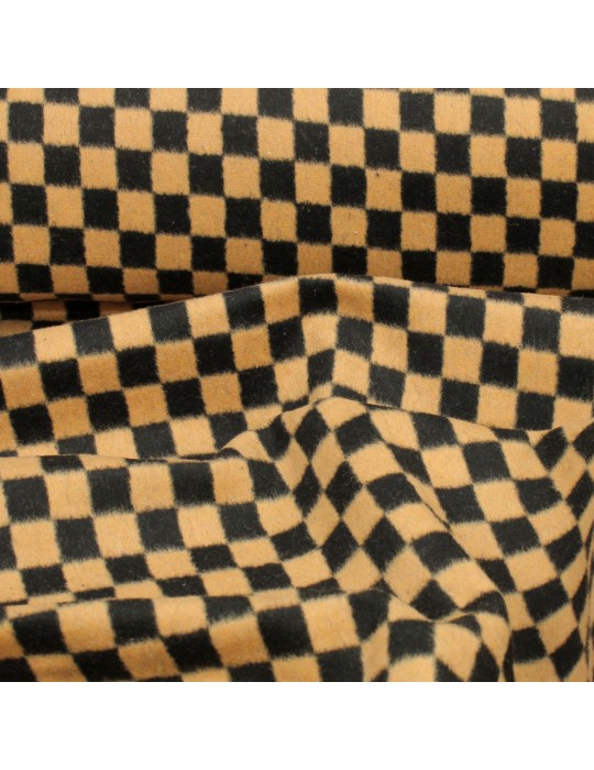 Lainage à carreaux noirs et beiges